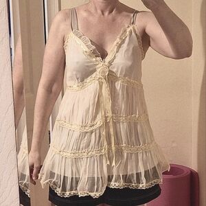 STYLE | Cream, Spaghetti Strap Lace Top